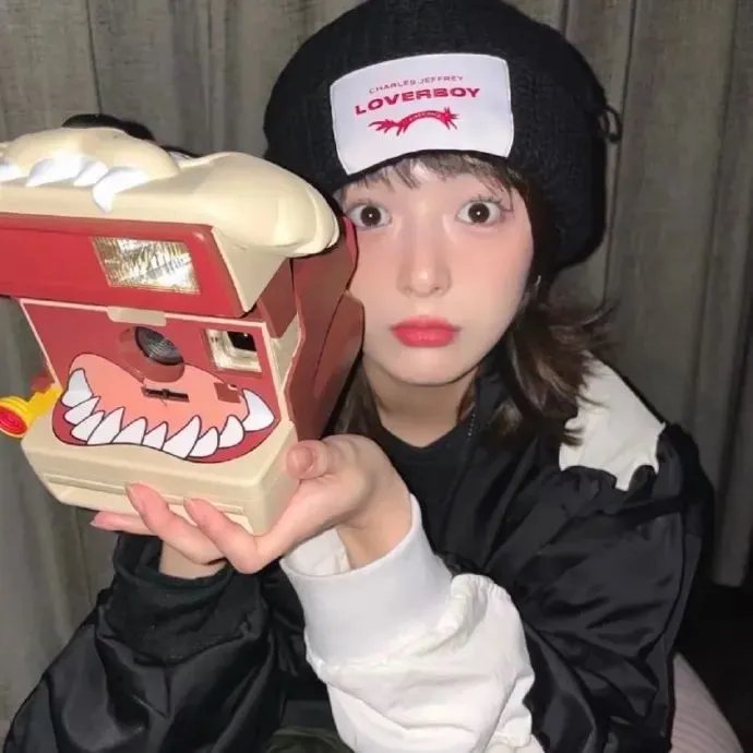 安吉里卡奇遇封面